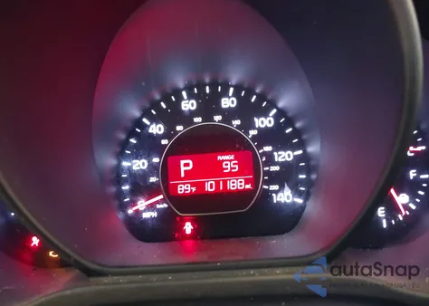 2015 Kia Soul + z USA, uszkodzony, nr VIN KNDJP3A50F7224896